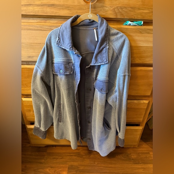 Free people oversized jaded ruby shacket - Picture 2 of 5